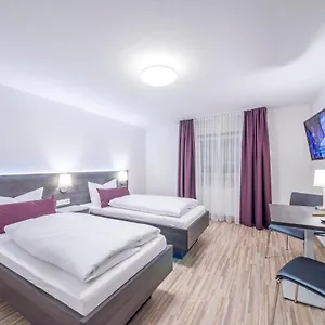 Nuernberger Hof Hotel