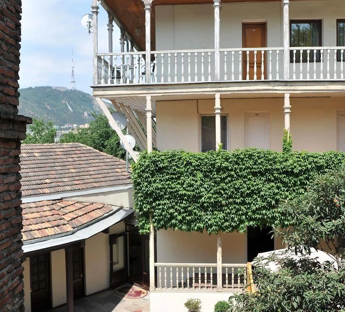 Hotel Nata Τυφλίδα